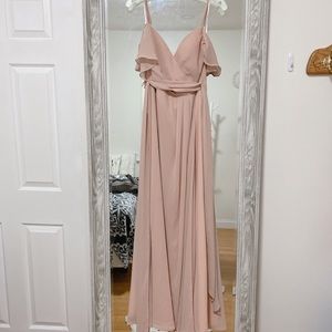 NWTO Gorgeous Long dress
